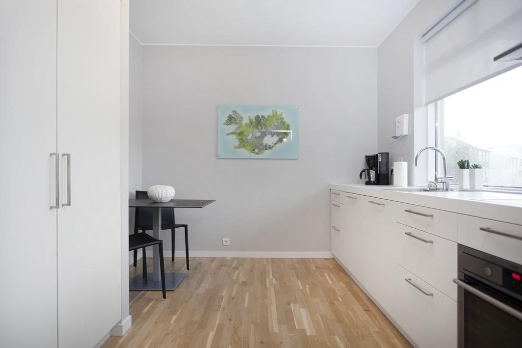 Blue Luxury Apartments Reykjavik Room photo
